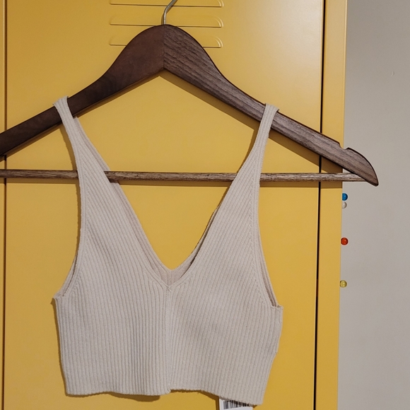 Urban Outfitters Tops - NWT off-white crop top